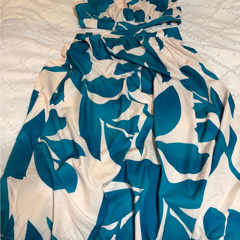SHEIN Light Blue and White Garment Care Top